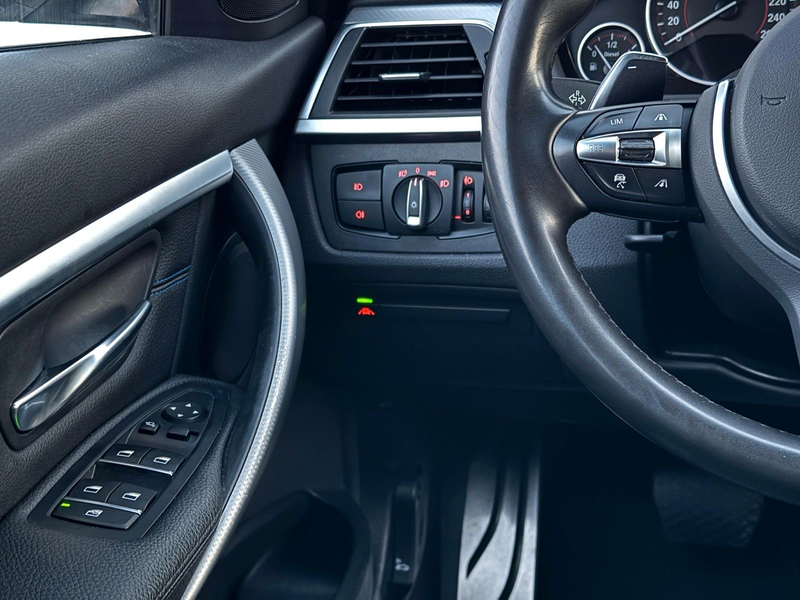 BMW 330 d xDrive M Sport Shadow TOURING LED — photo 9