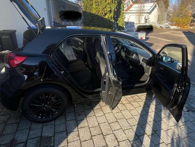 Kia Rio Rio Fließheck 1.4 Dream-Team Edition