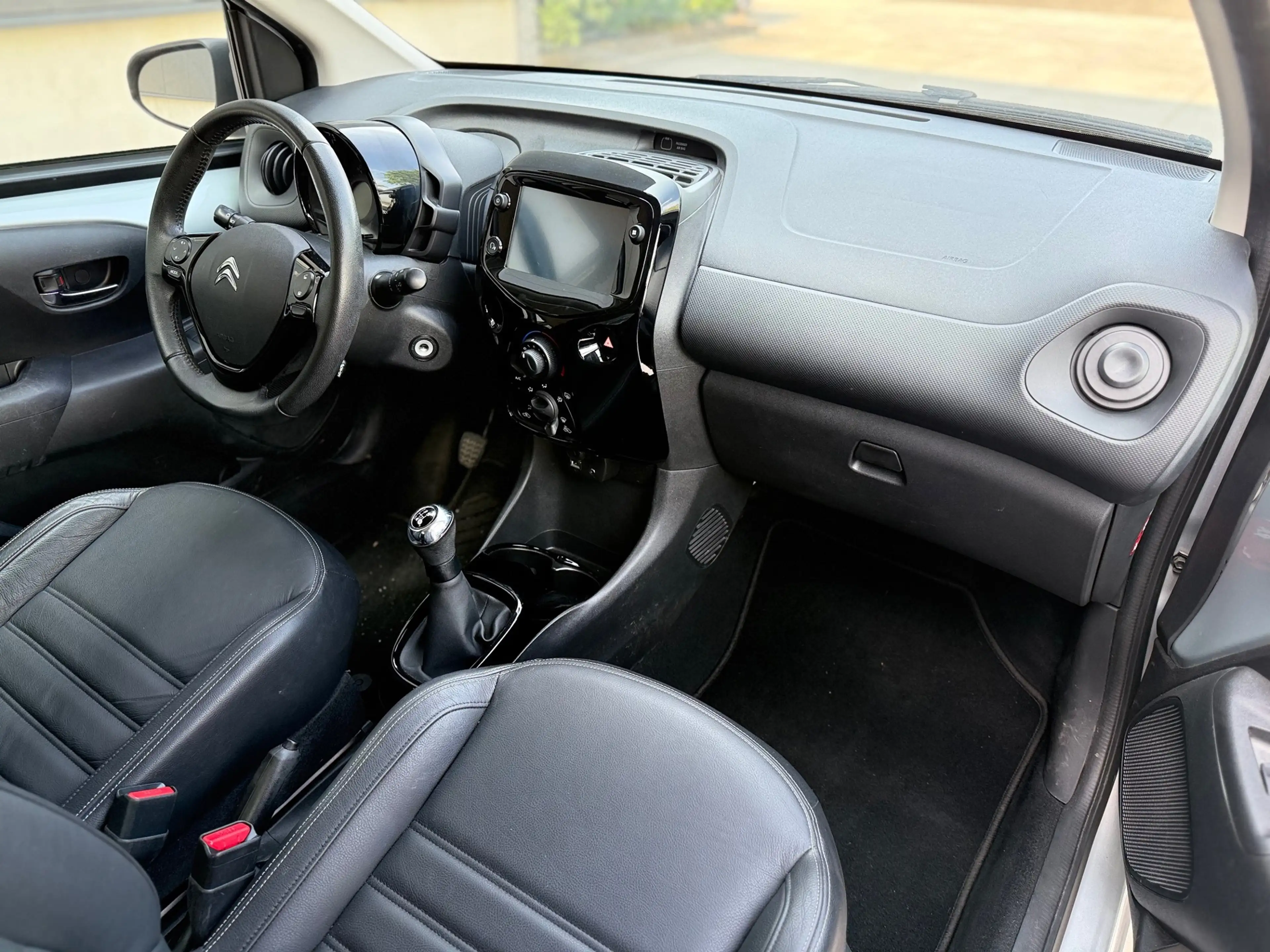 Citroen C1 1.0 VTi Urban Ride — photo 12