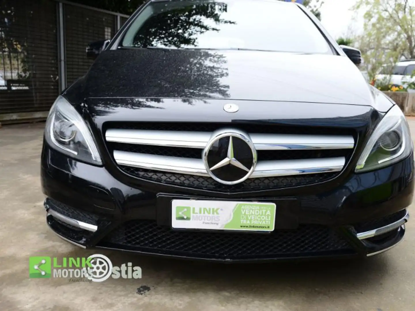 Mercedes-Benz B 200 1.8 200 CDI 135 PREMIUM AUTOMATICA Zwart - 2