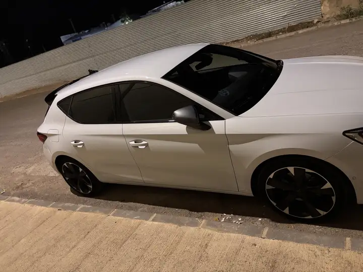 Cupra León 2023, foto 10