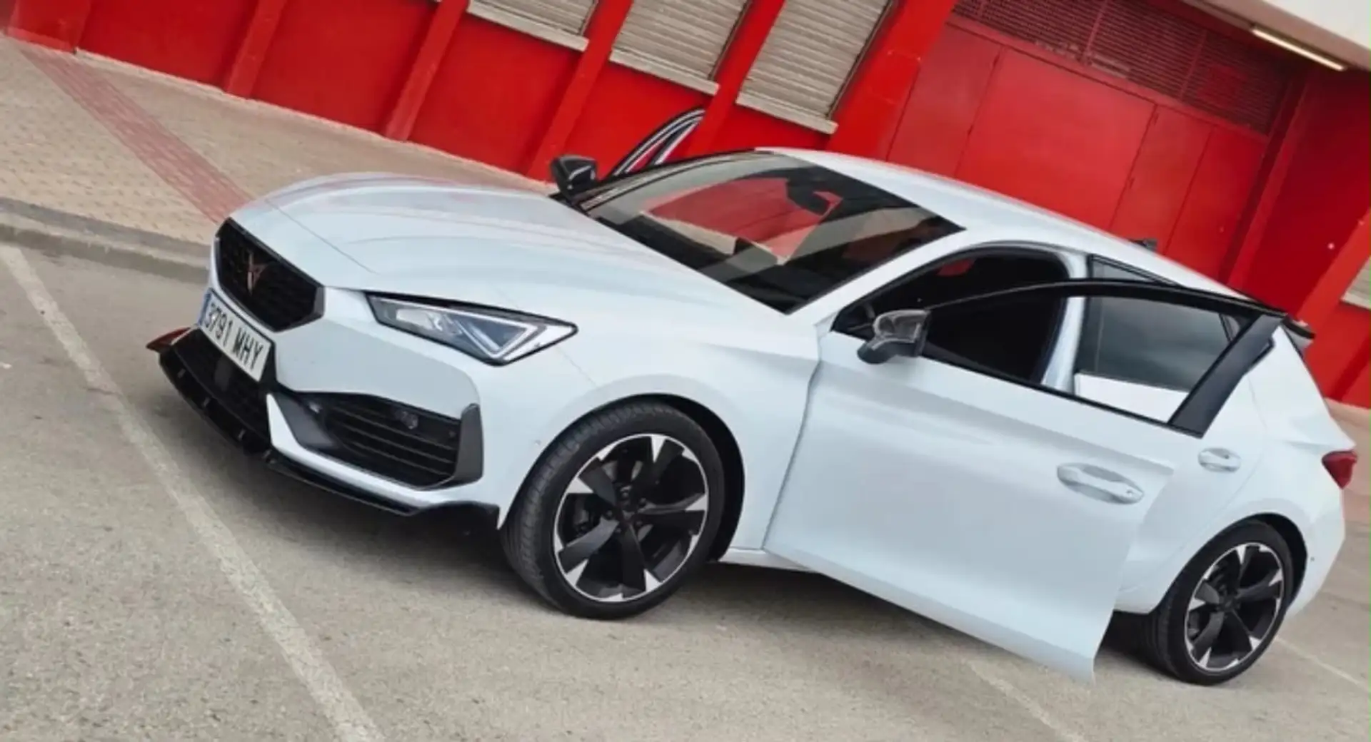CUPRA Leon León 1.5 TSI 110Kw - 2