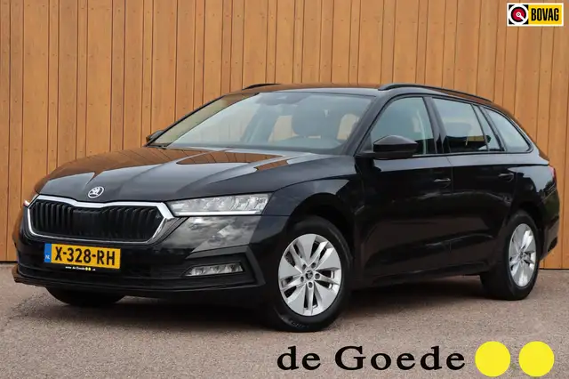 Skoda Octavia Combi 1.5 e-TSI Business Edition Org.NL digitaal d