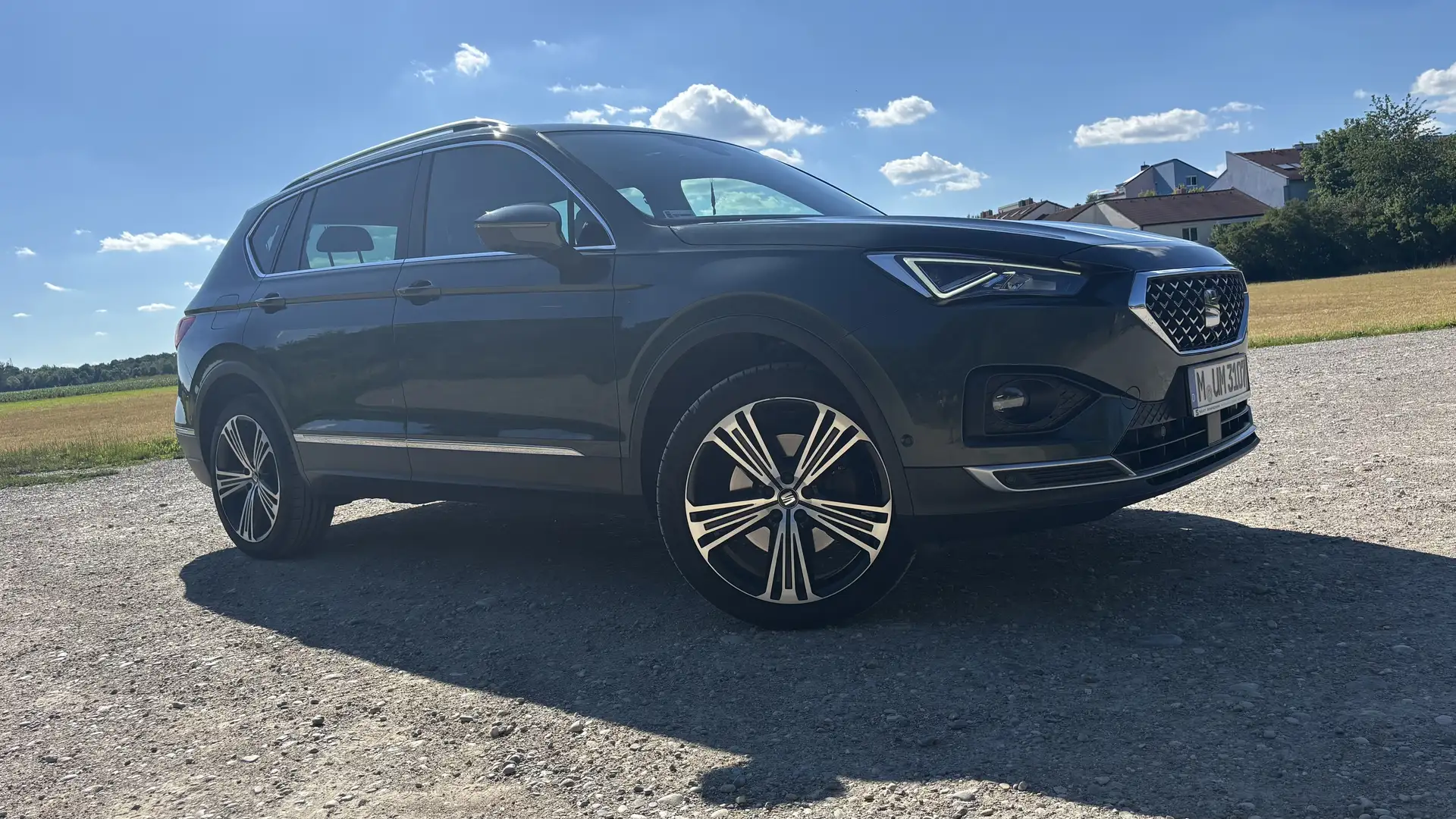 SEAT Tarraco 2.0 TSI 4Drive DSG OPF Xcellence Grün - 1