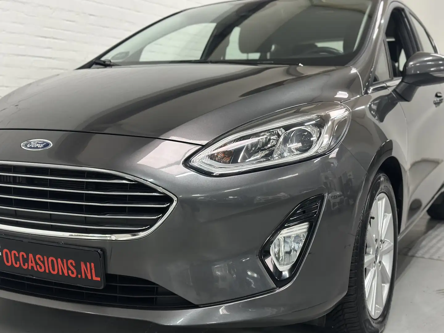 Ford Fiesta 1.0 EcoBoost Titanium CLIMA / CRUISE / LMV / STOEV Grigio - 2