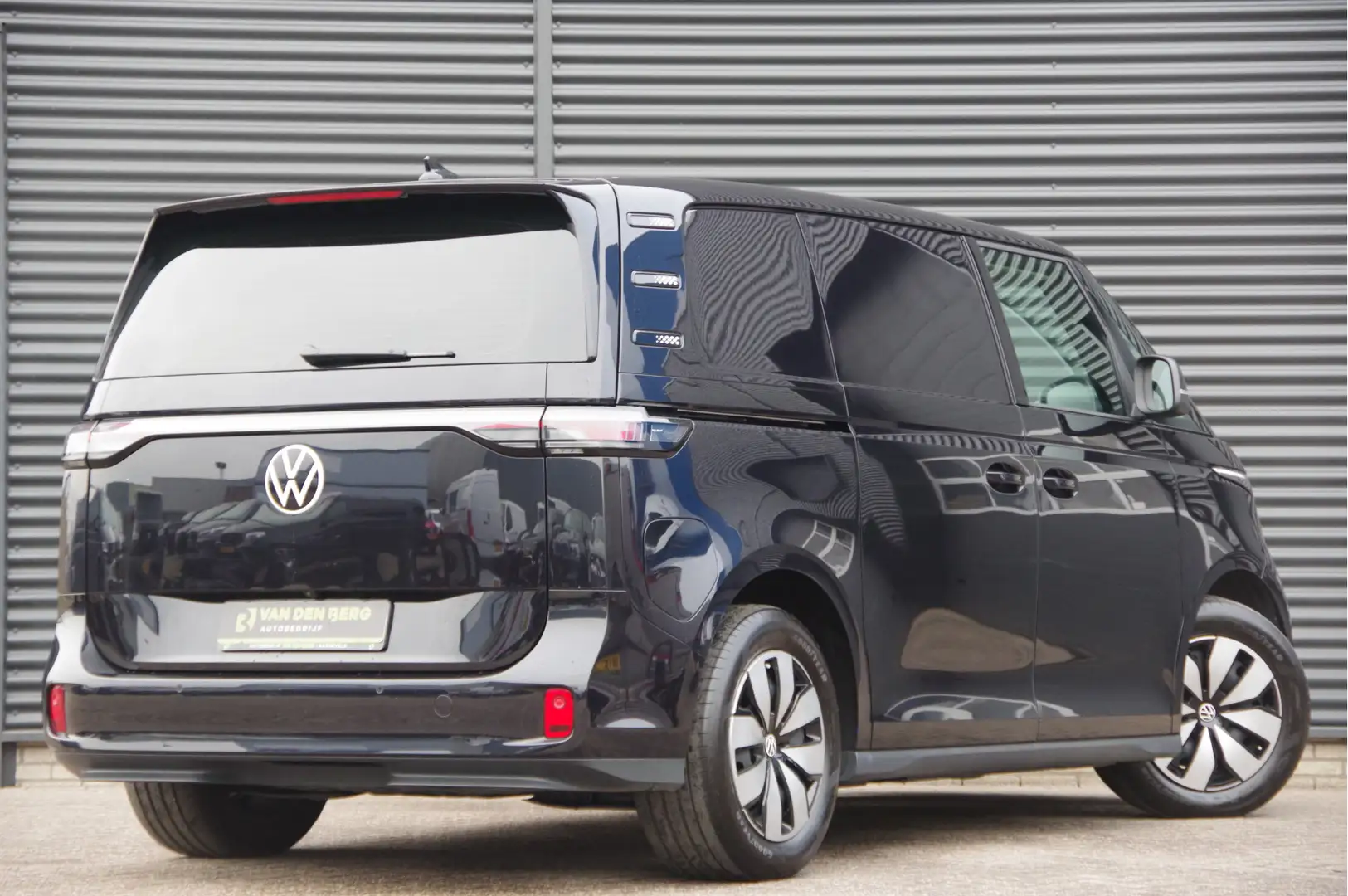 Volkswagen ID. Buzz Cargo 77 kWh 204PK, 3-ZITS, LED, ADAPT. CRUISE, CAMERA, Noir - 2