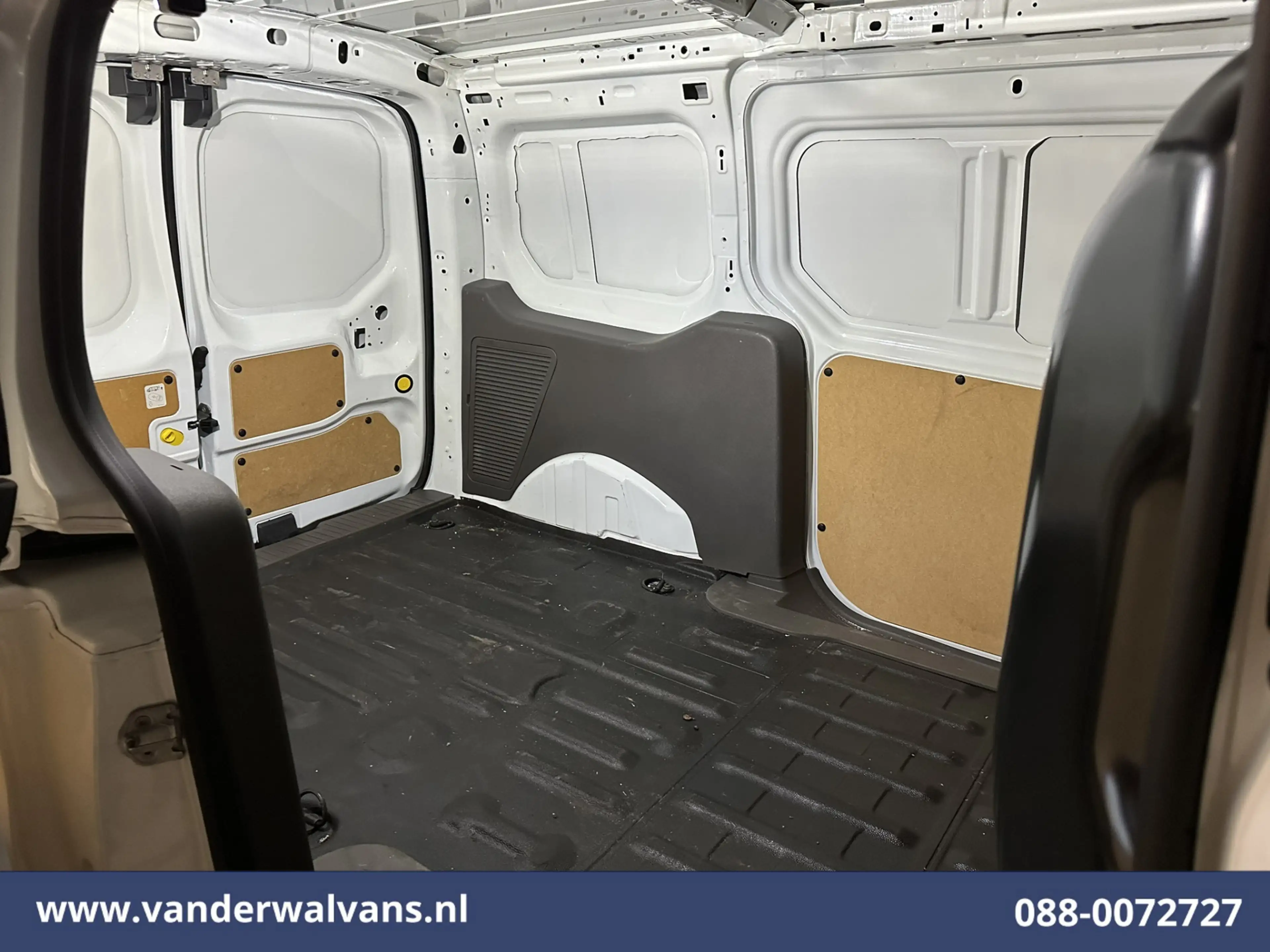 Ford Transit Connect 1.5 EcoBlue 101pk L2H1 Euro6 Airco | Camera | Navi — photo 14