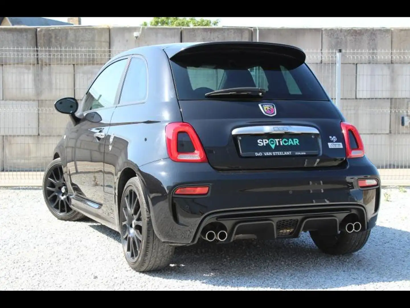 Abarth 595 Pista 70 Year Anniversary Schwarz - 2