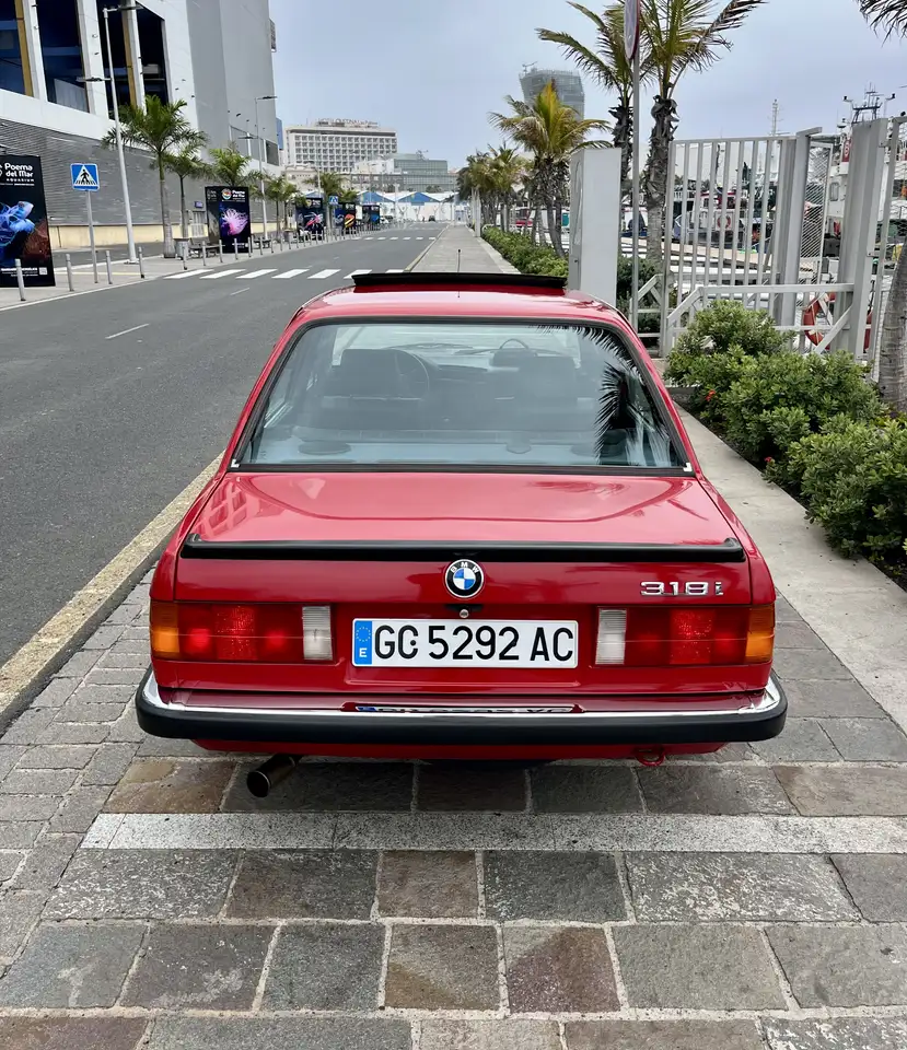 BMW 318 Serie 3 (318i), foto 7