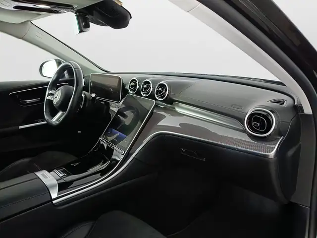 Mercedes-Benz C-Class view 10