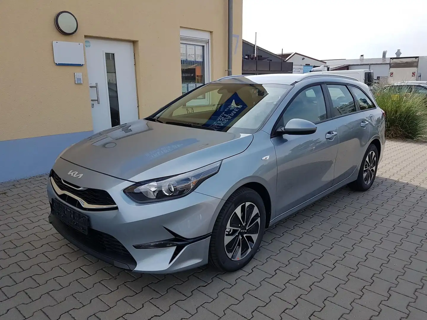 Kia Ceed SW / cee'd SW Sportswagon Spin Vision Navi Klima Sitzheizung ... Silber - 2