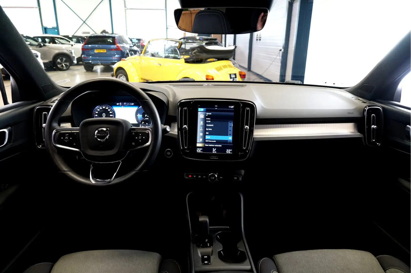 Volvo XC40 1.5 T4 Plug-in Hybrid 155kW/211pk DCT7 Inscription Bleu - 2