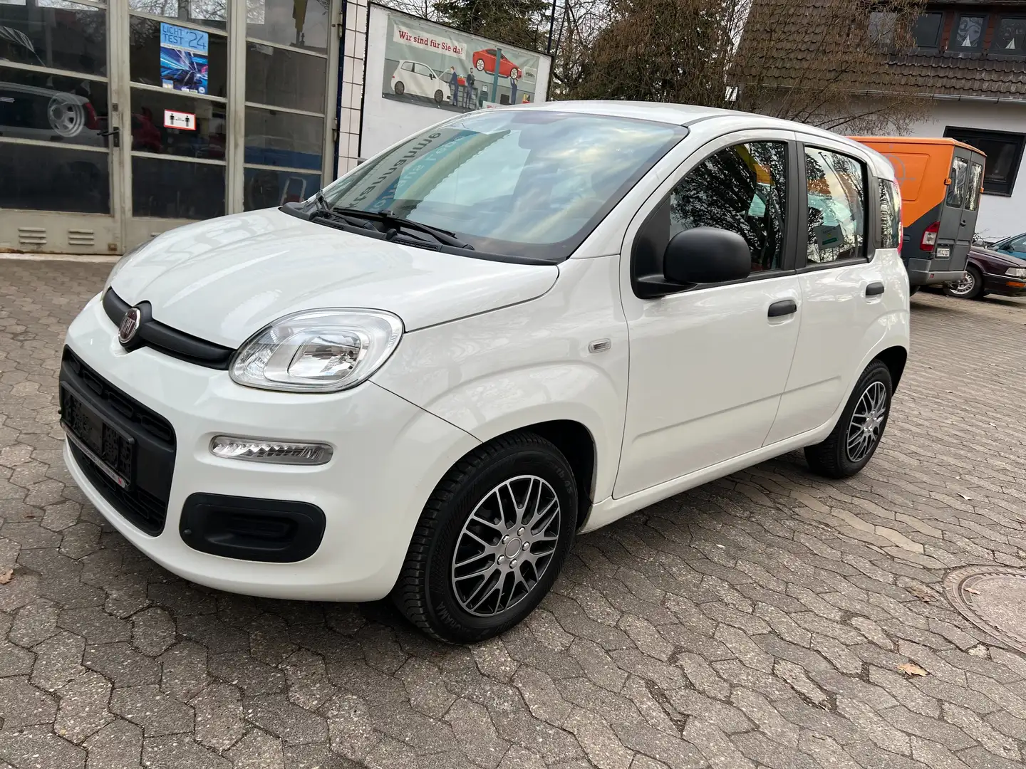 Fiat Panda 1.2 Lounge Weiß - 2