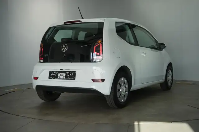 Volkswagen Up! view 4
