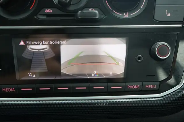 Volkswagen Up! view 13