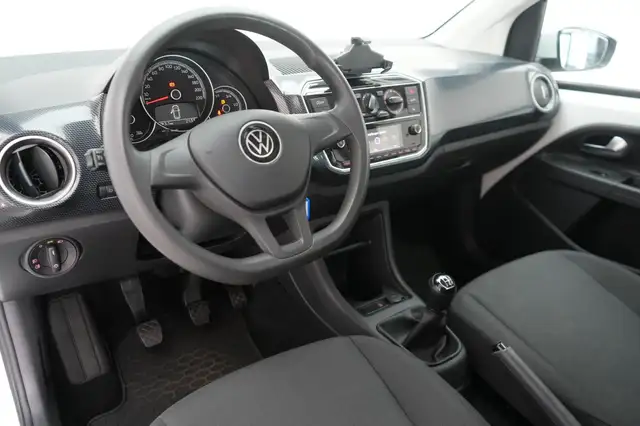 Volkswagen Up! view 12