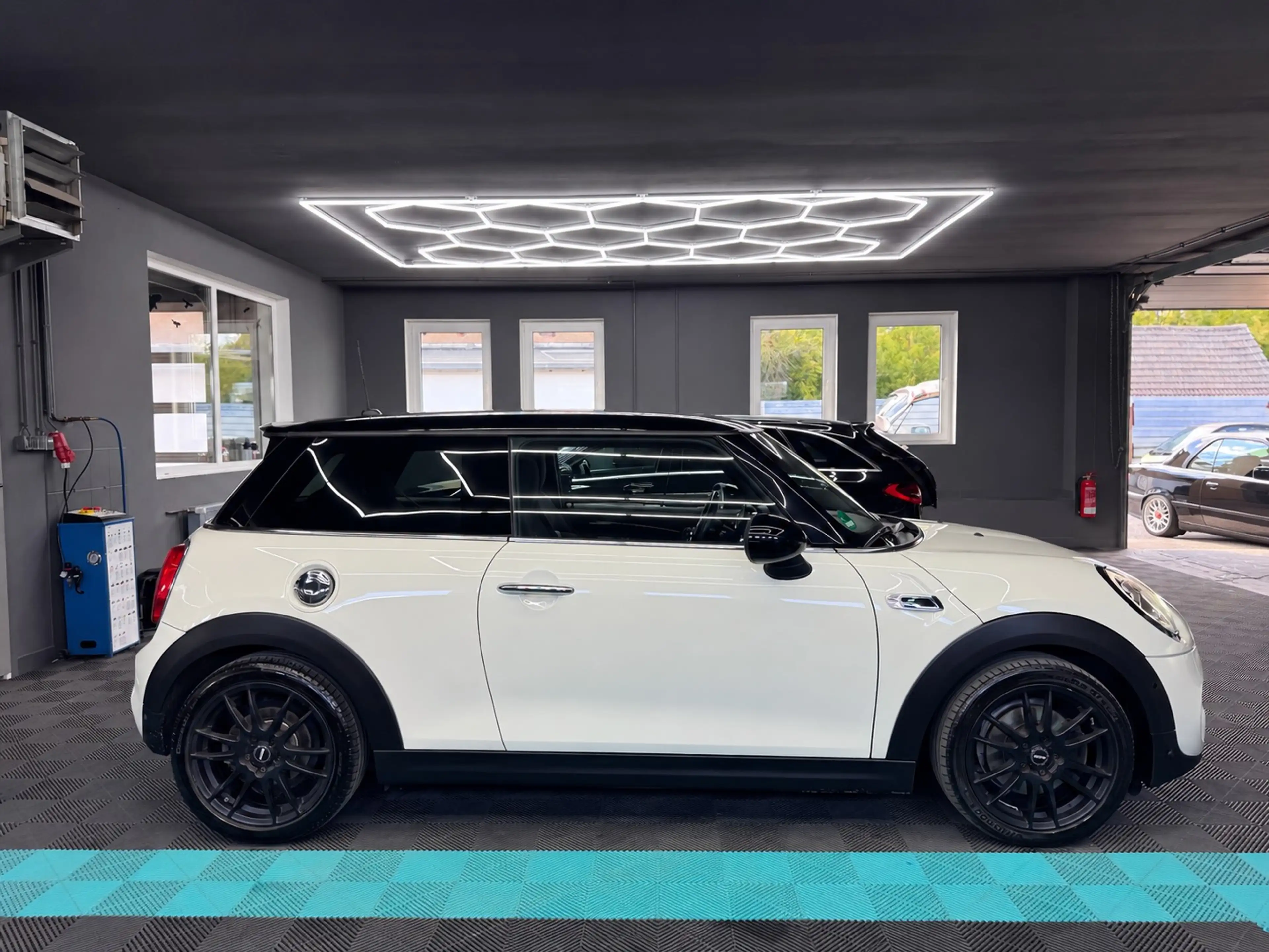 MINI Cooper S Cooper S Metropolitan*SHZ*Pano*PDC*ACC*LED — photo 4