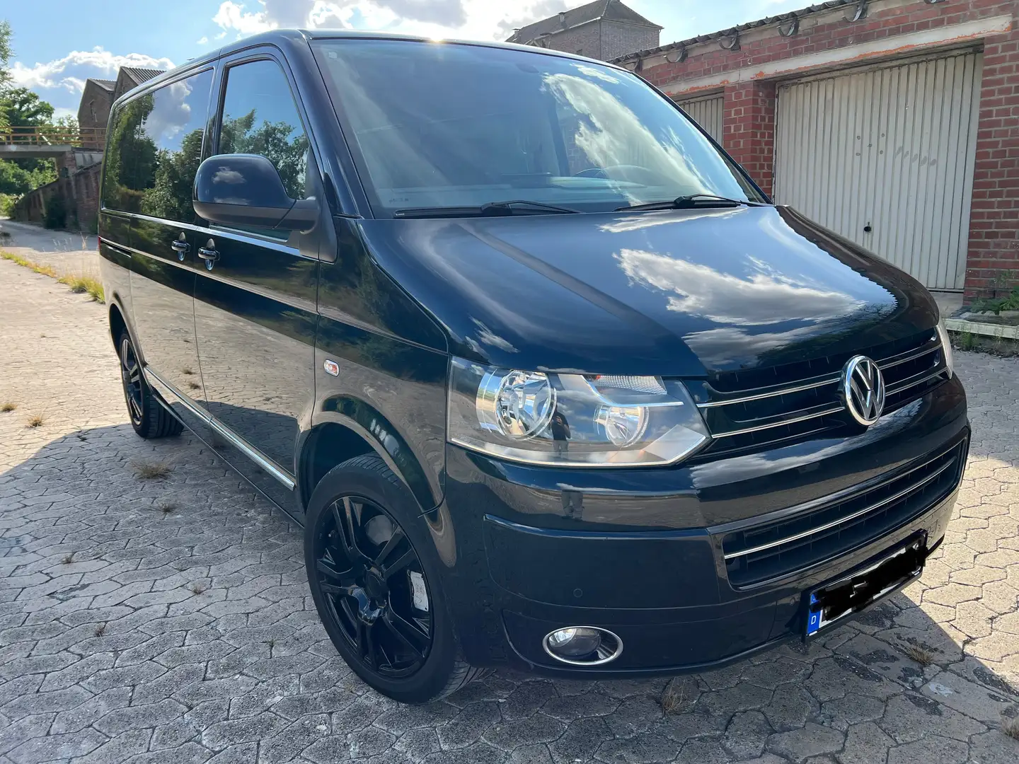 Volkswagen T5 Multivan Transporter T5 TDI (BiTDI) Highline Noir - 1