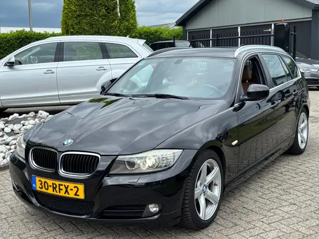2011 BMW 3 Series in Black for sale