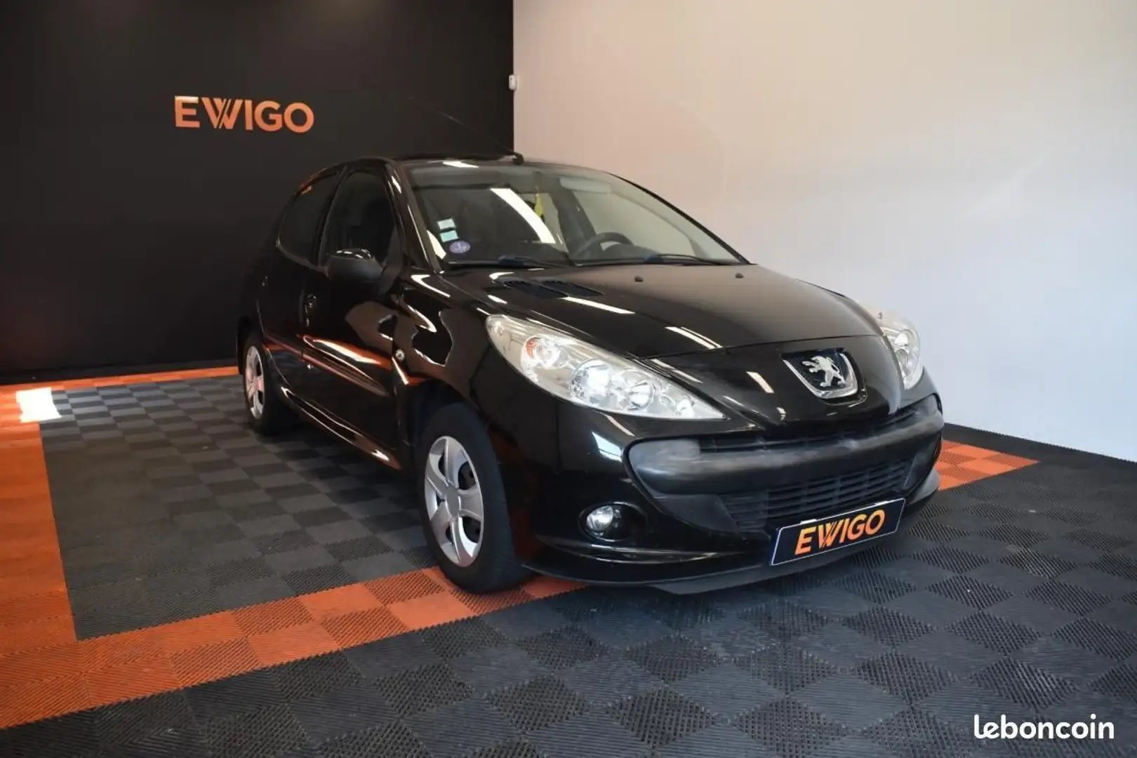 Peugeot 206 206 PLUS 1.1 60ch ACCESS GARANTIE 6 A 36 MOIS Noir - 1