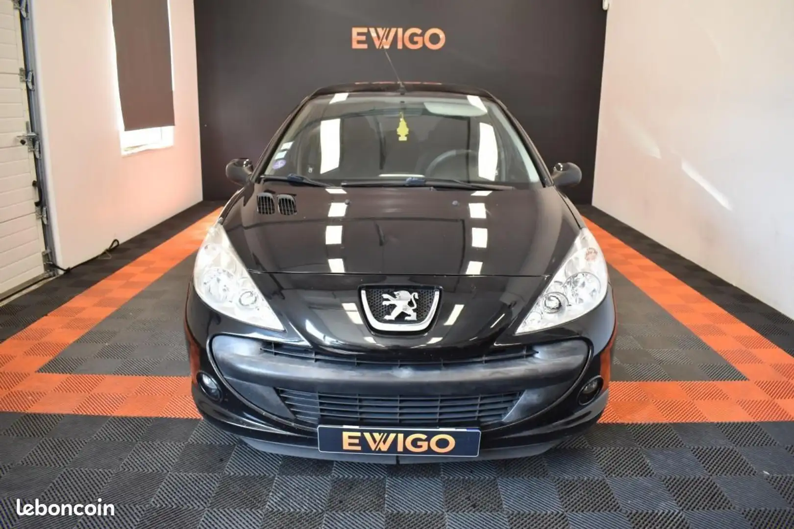 Peugeot 206 206 PLUS 1.1 60ch ACCESS GARANTIE 6 A 36 MOIS Noir - 2