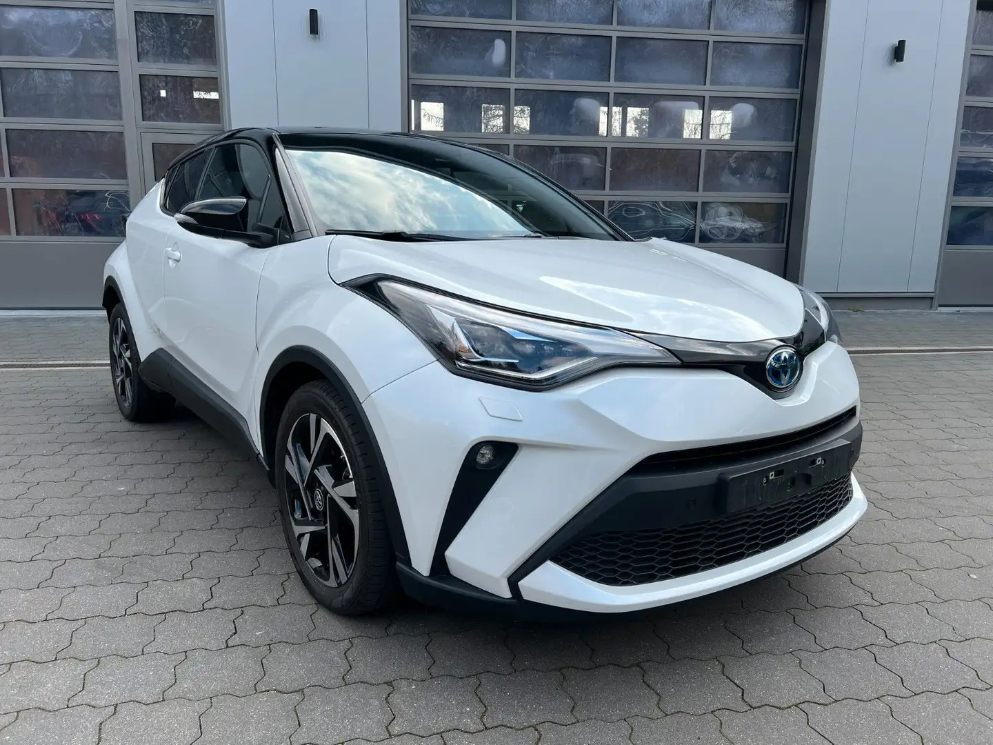 Toyota C-HR 1.8 Hybrid C-LUB Premium BITONE * Voll Weiß - 1