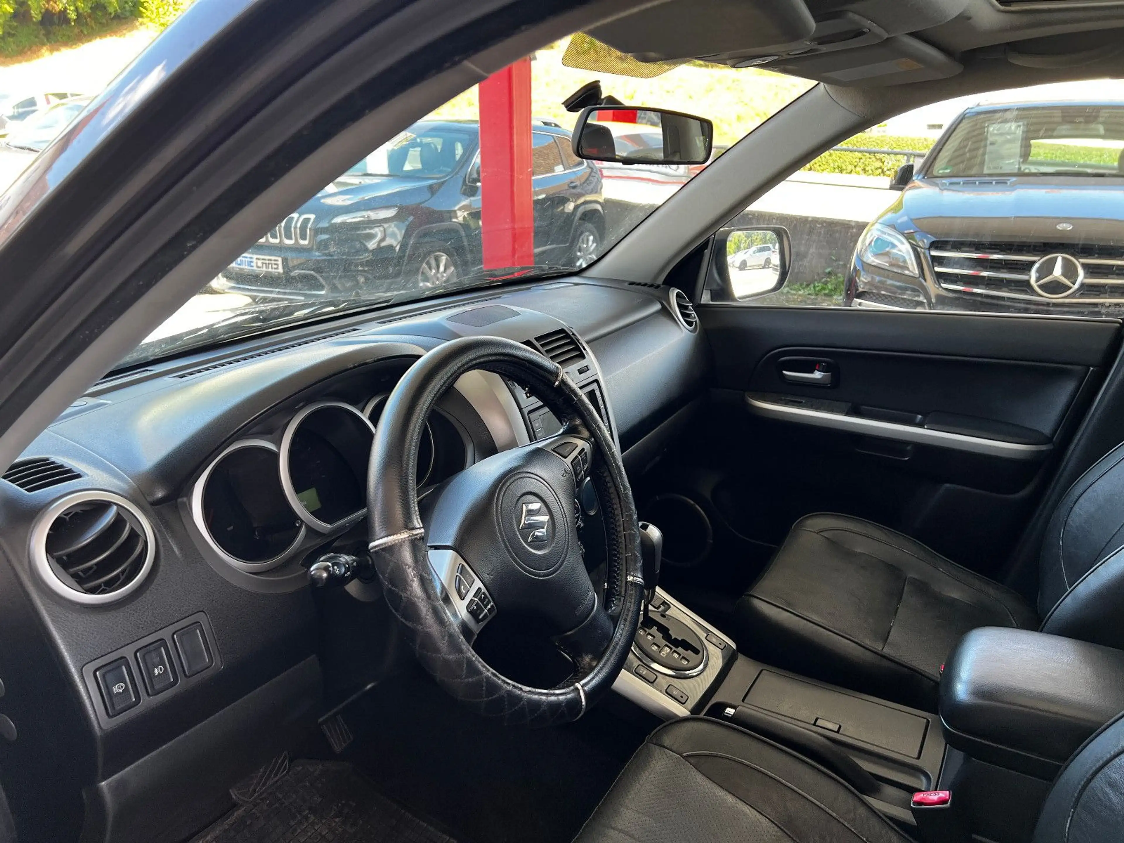 Suzuki Grand Vitara 2.4 Comfort Automatik I TÜV 2028 — photo 7