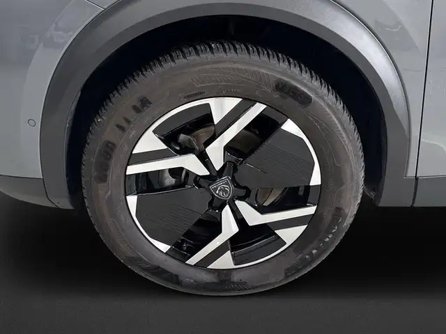 Peugeot 2008 view 8