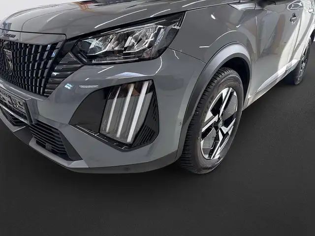 Peugeot 2008 view 9