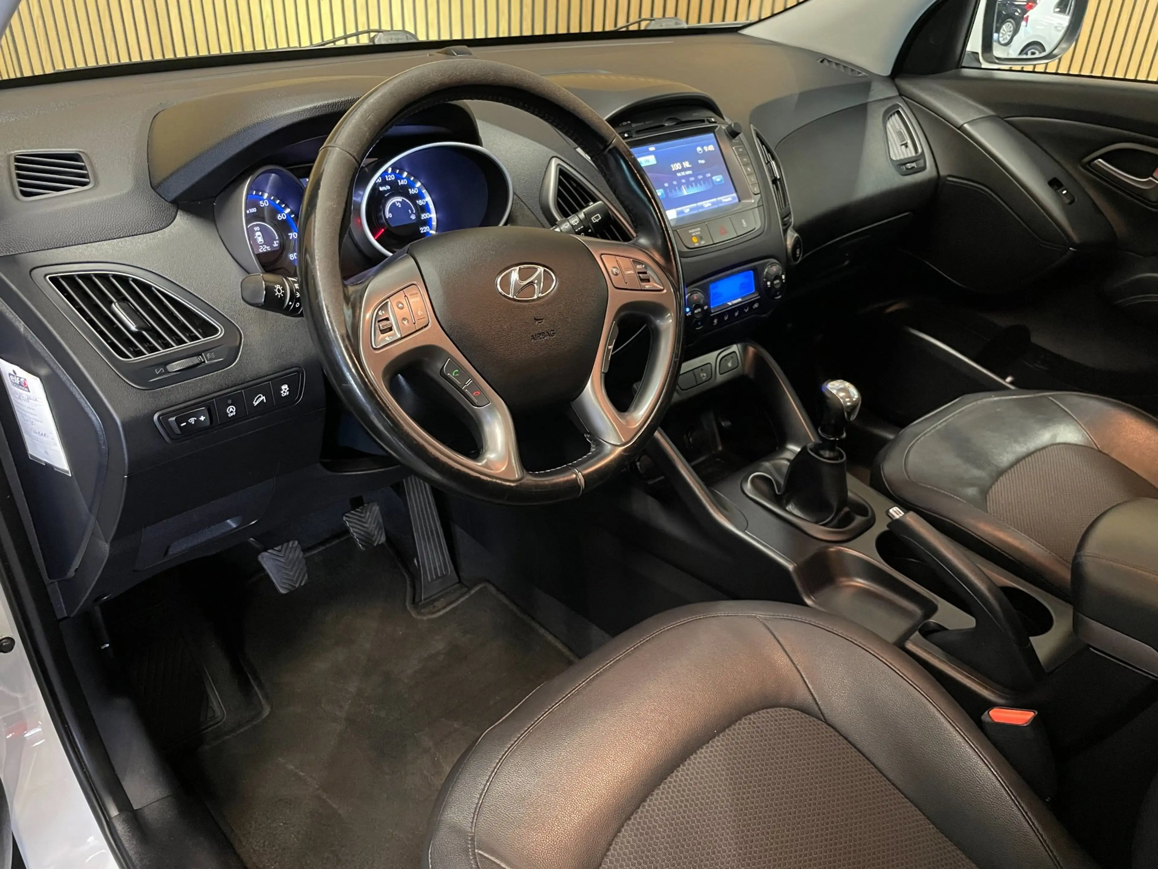 Hyundai iX35 1.6i GDI|135 PK|1/2 LEDER|NAVIGATIE|CAMERA|CLIMATE — photo 26