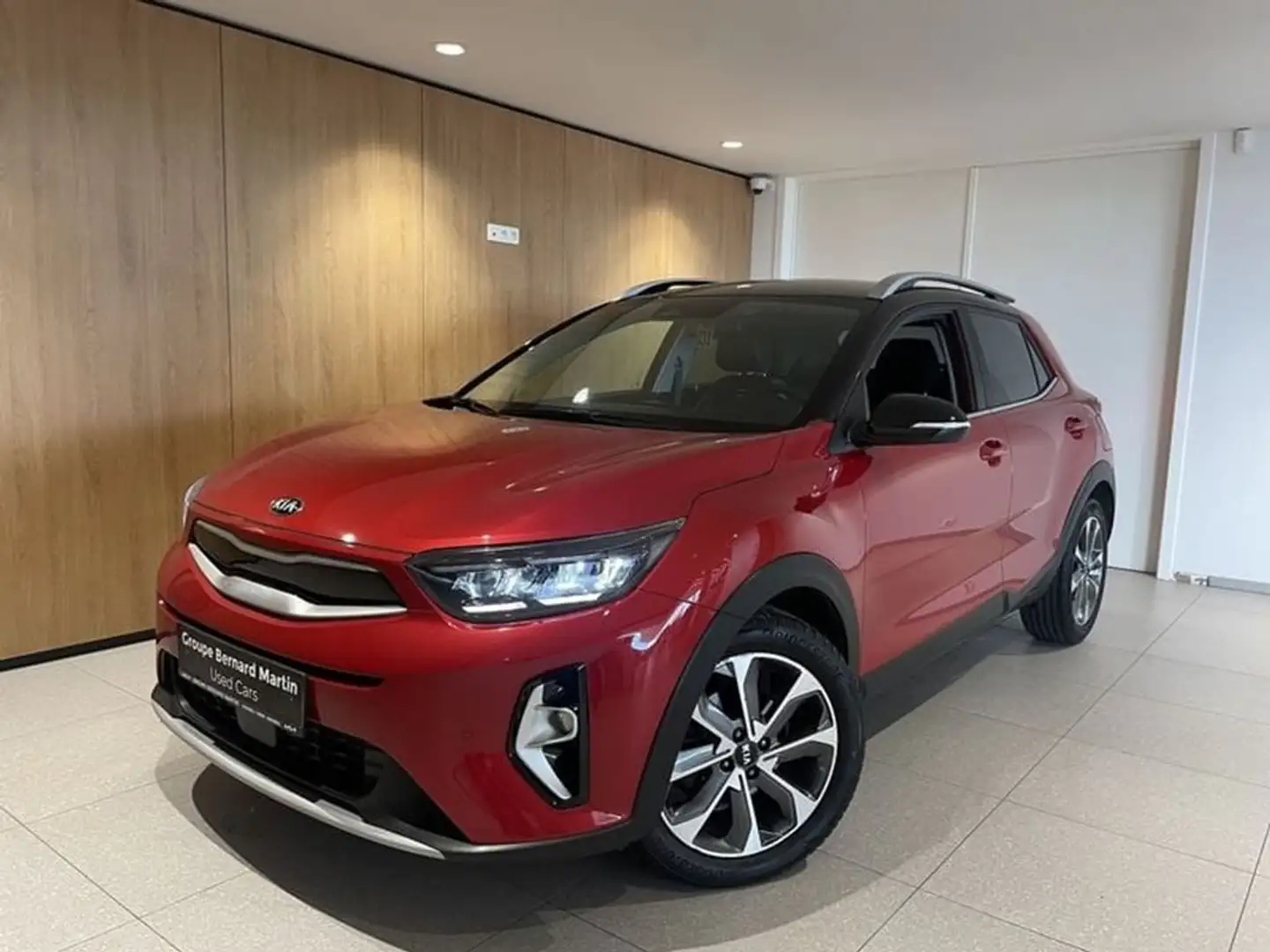 Kia Stonic T Black Edition MHEV 7DCT Rosso - 1