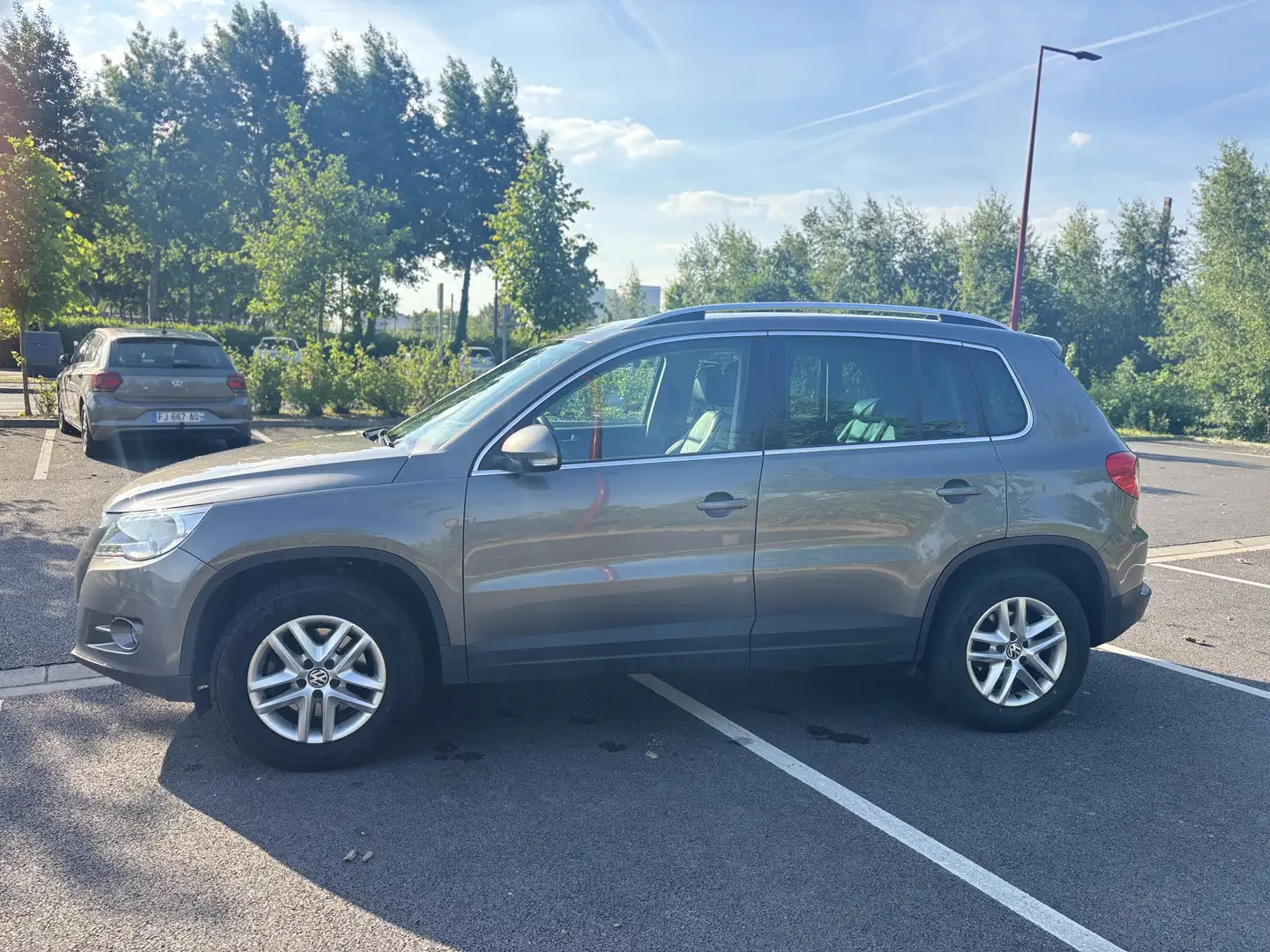 Volkswagen Tiguan 2.0 TDI 140 FAP Bluemotion Technology - 2
