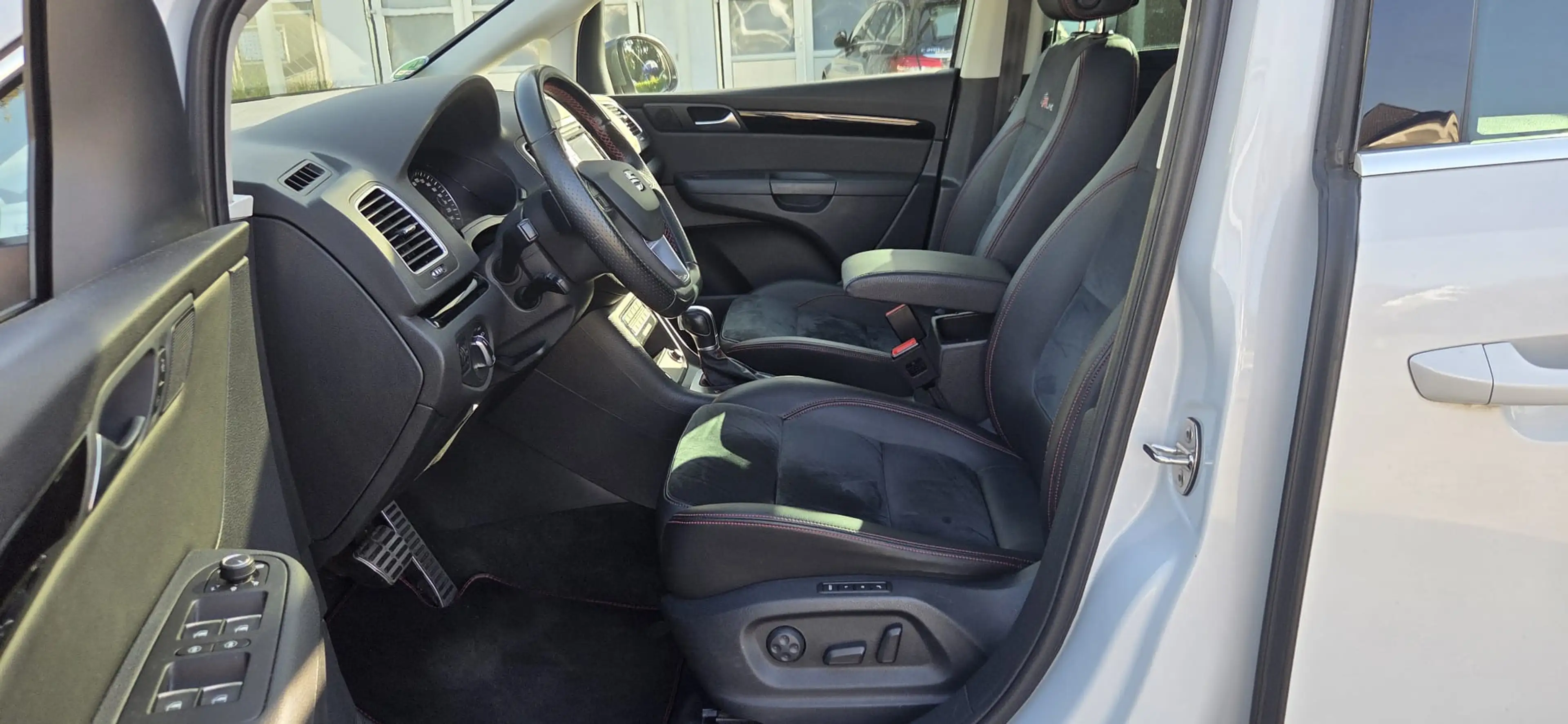 SEAT Alhambra FR-Line — photo 12