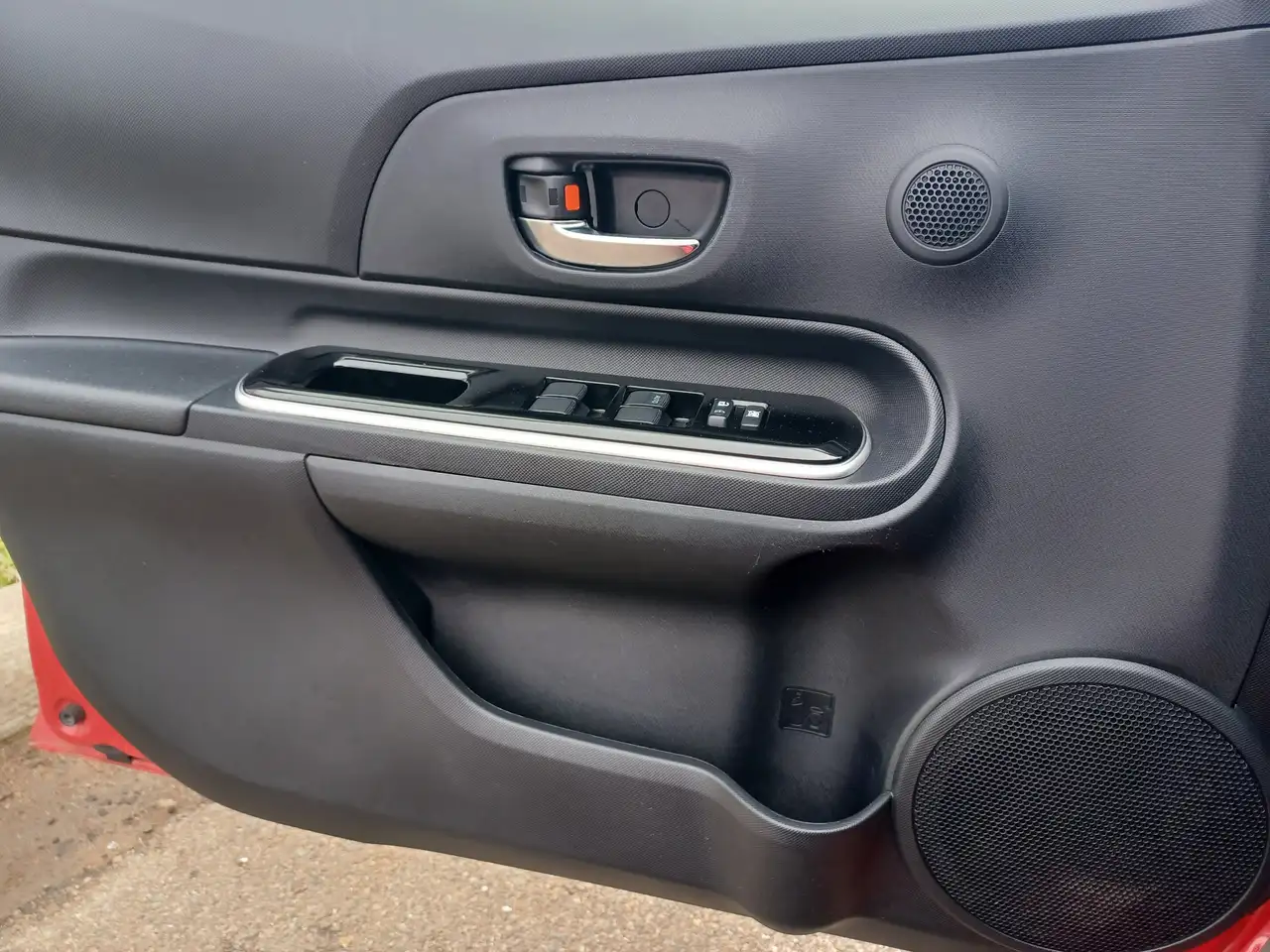 Toyota Prius c снимка Toyota Prius c