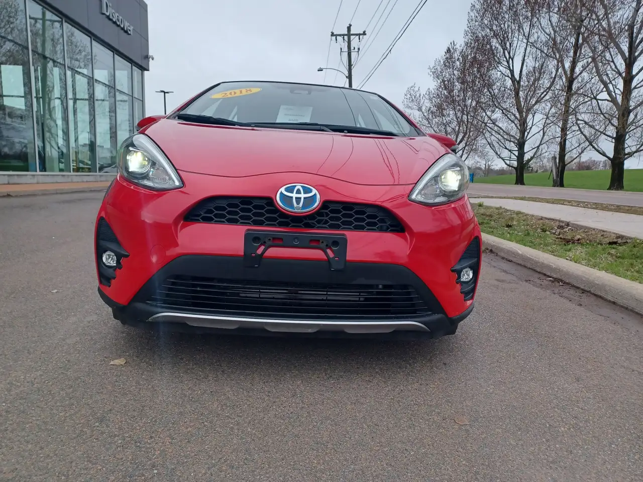 Toyota Prius c снимка Toyota Prius c