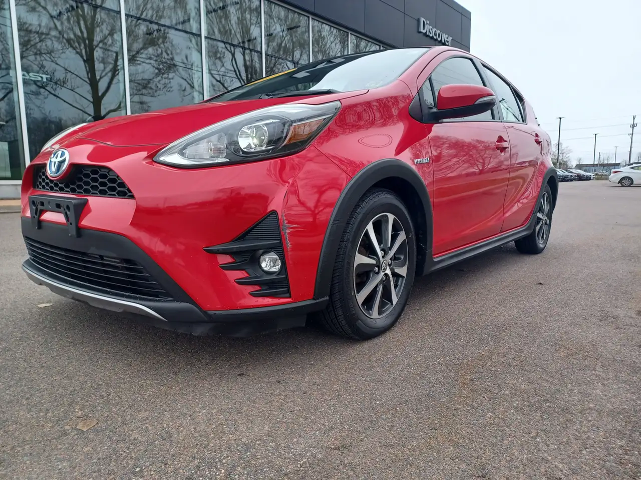 Toyota Prius c снимка Toyota Prius c