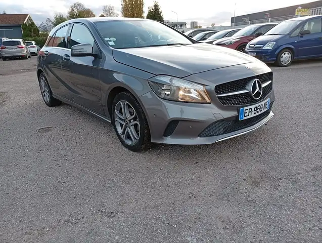 Mercedes-Benz A view 8