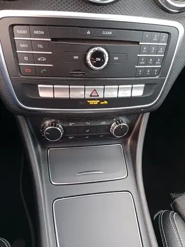 Mercedes-Benz A view 7
