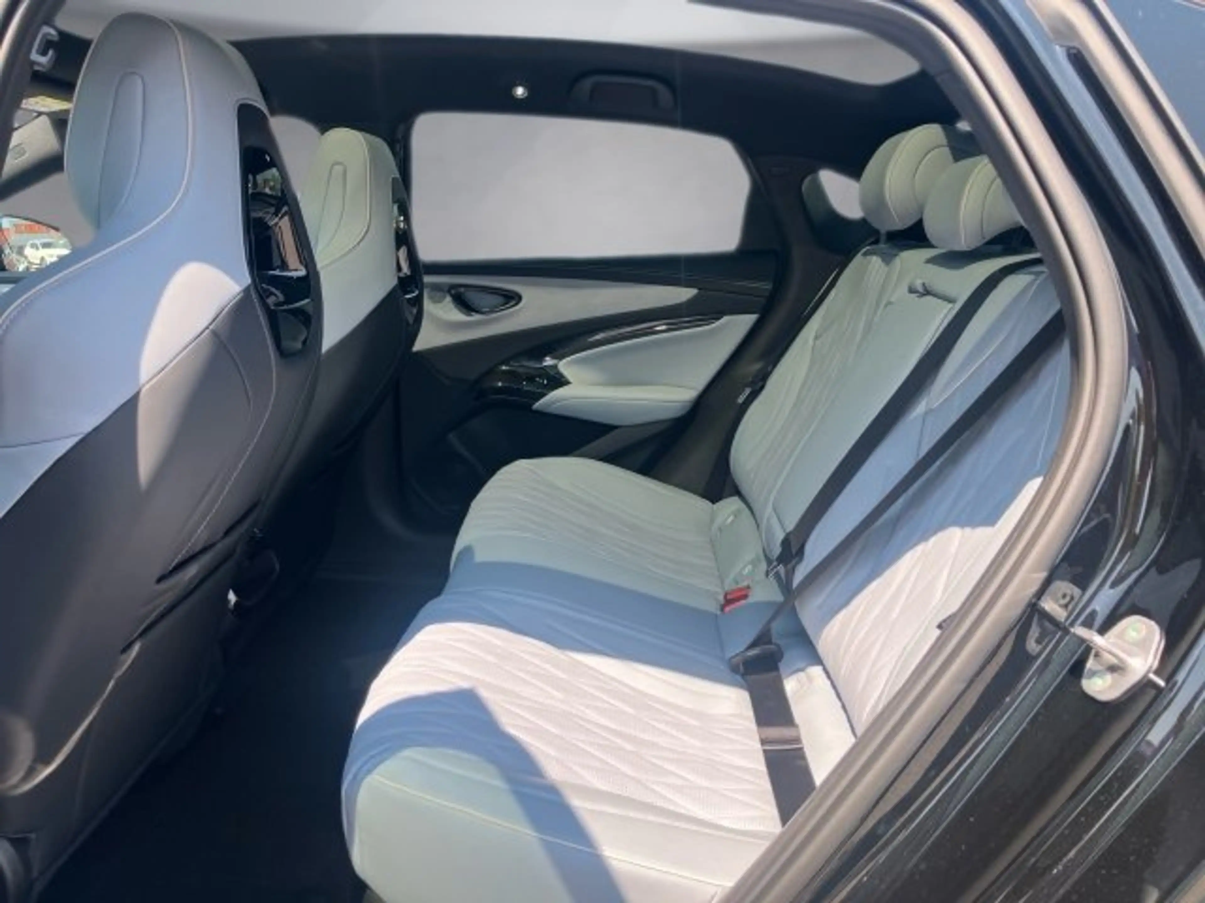 BYD Seal Excellence AWD MY26 — photo 10