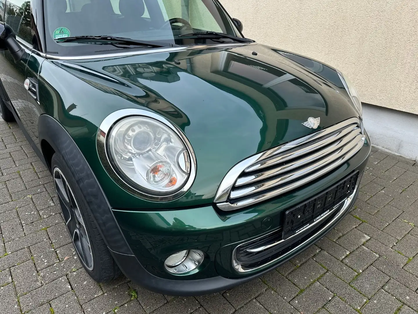 MINI Cooper Clubman 1.6 Pepper BI-XENON NAVI PDC AHK Grün - 2