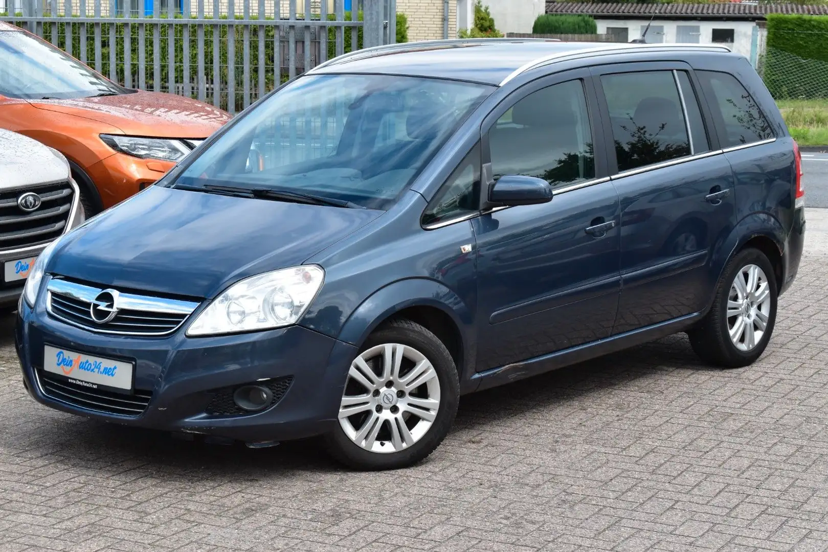 Opel Zafira B Edition 2.Hd|7 Si.|EUR 5|NAVI|Klimaaut. Blau - 1
