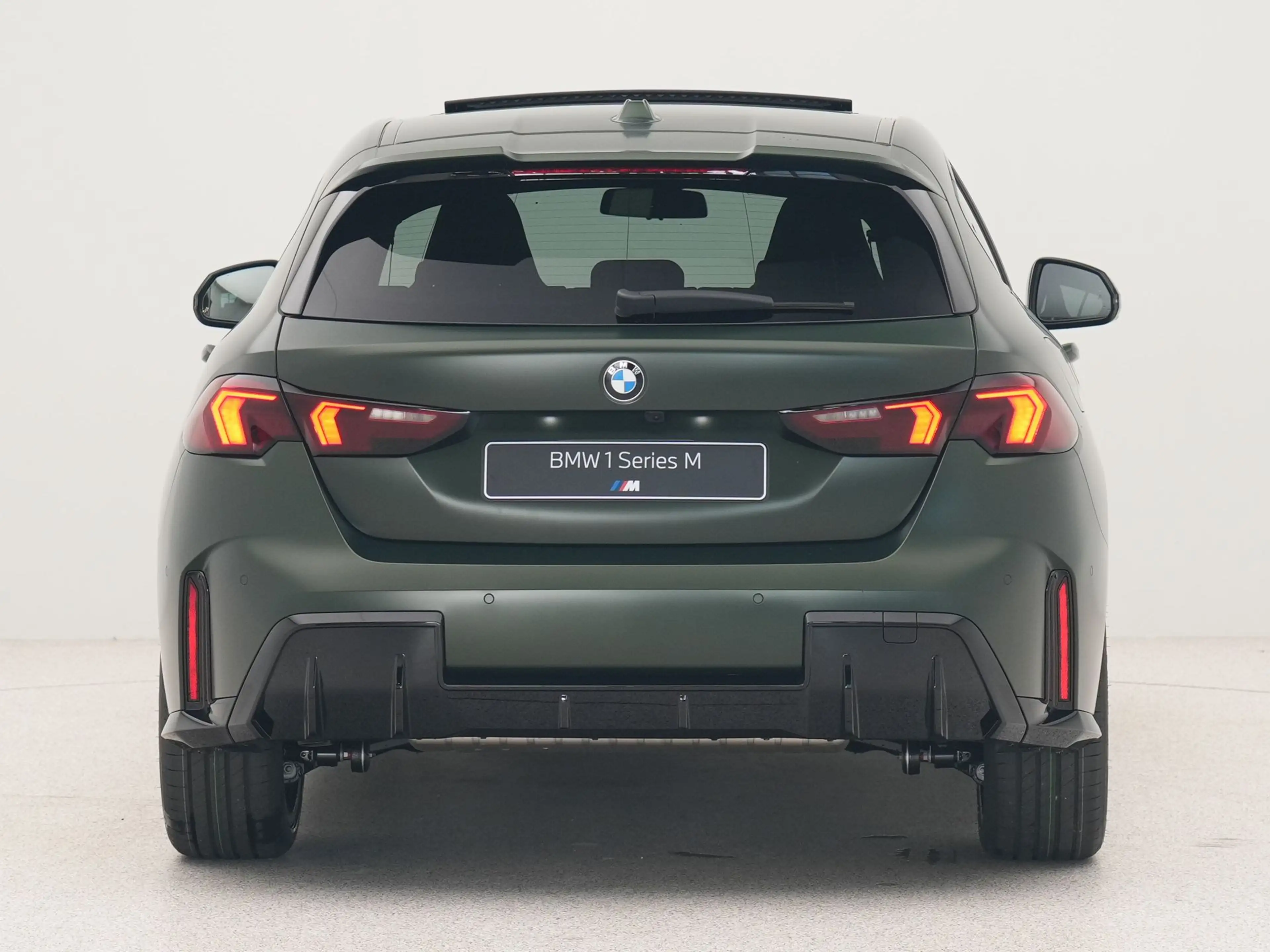 BMW 120 1 Serie FROZEN DEEP GREEN | M Sport Pro | Harman K — photo 9