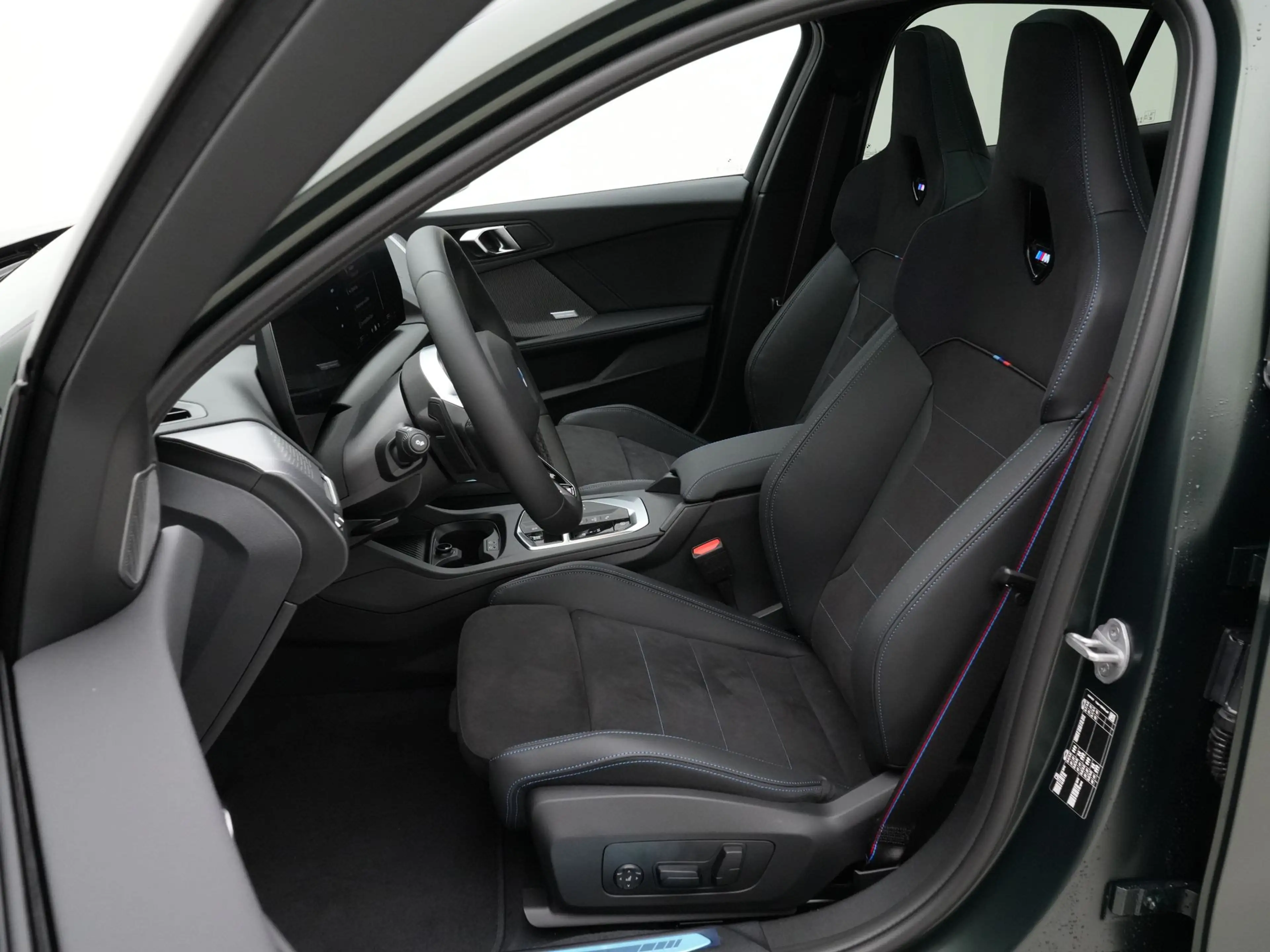 BMW 120 1 Serie FROZEN DEEP GREEN | M Sport Pro | Harman K — photo 4