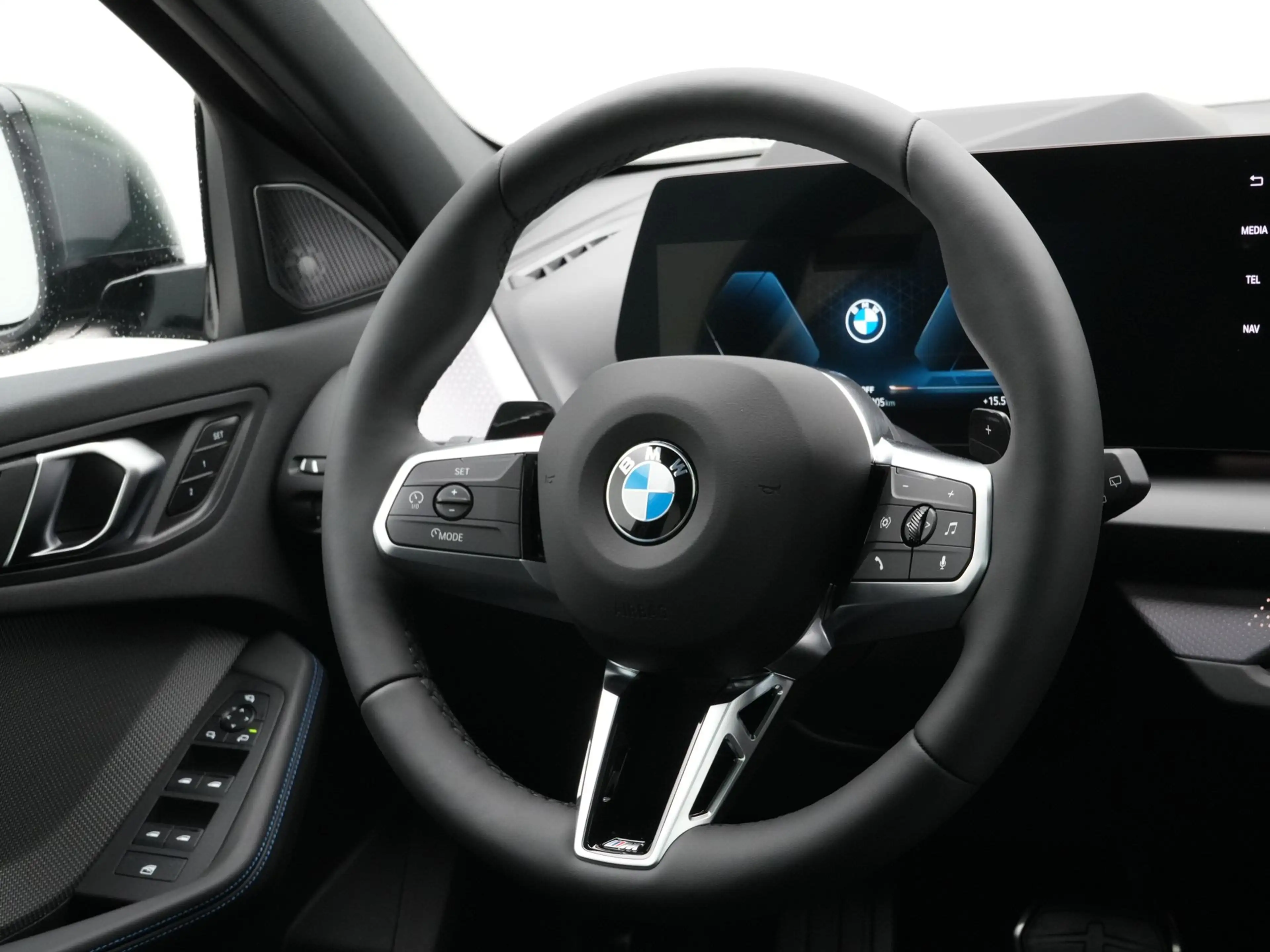 BMW 120 1 Serie FROZEN DEEP GREEN | M Sport Pro | Harman K — photo 2