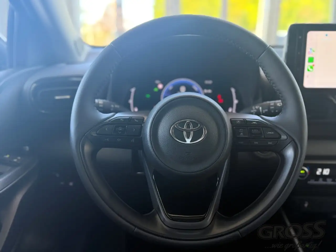 Toyota Yaris Hybrid Teamplayer / LED / Keyless / Kamera 12