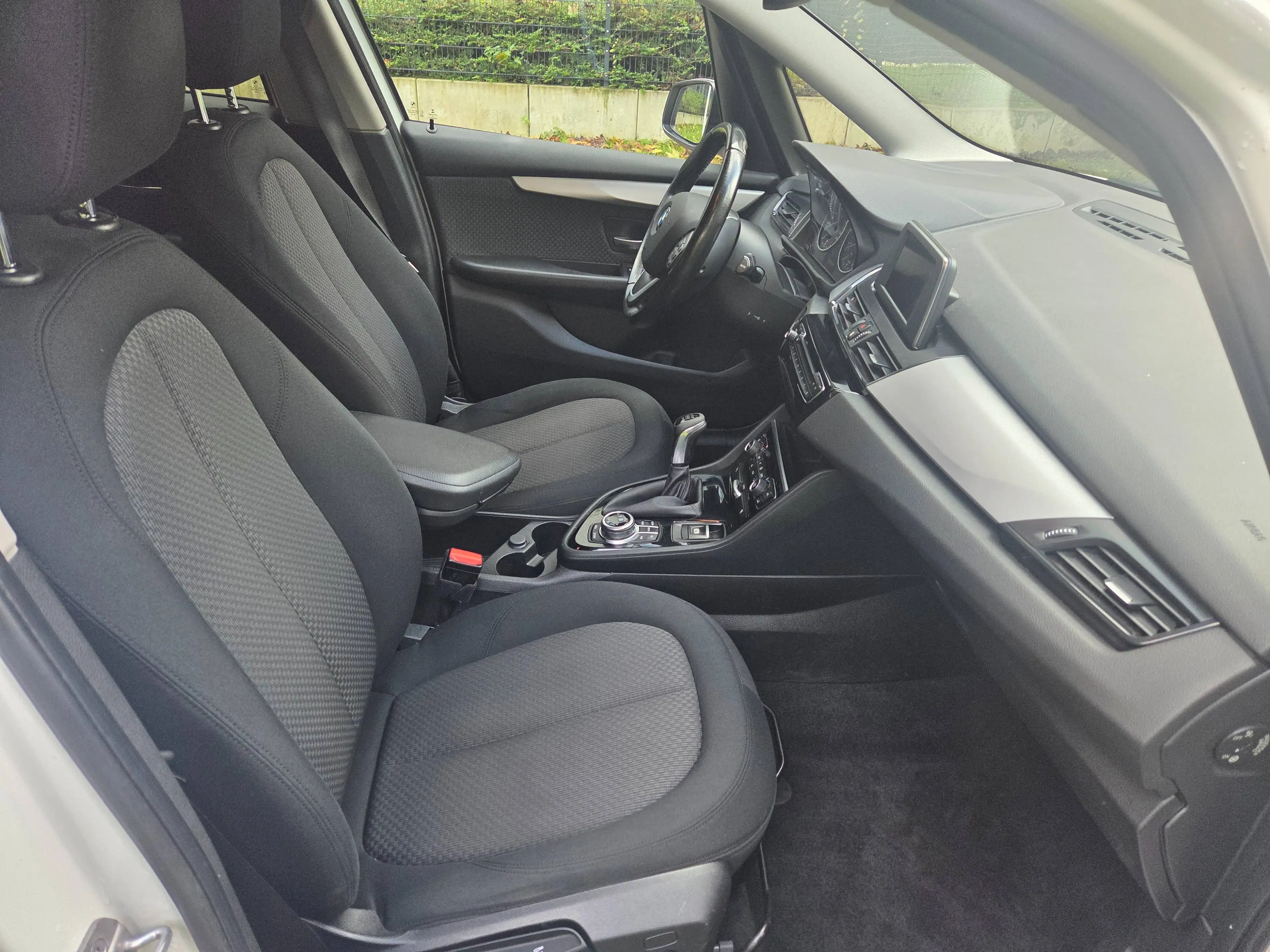 BMW 216 Gran Tourer  Tüv 11.2027 Navi Klima Tempomat COC — photo 8
