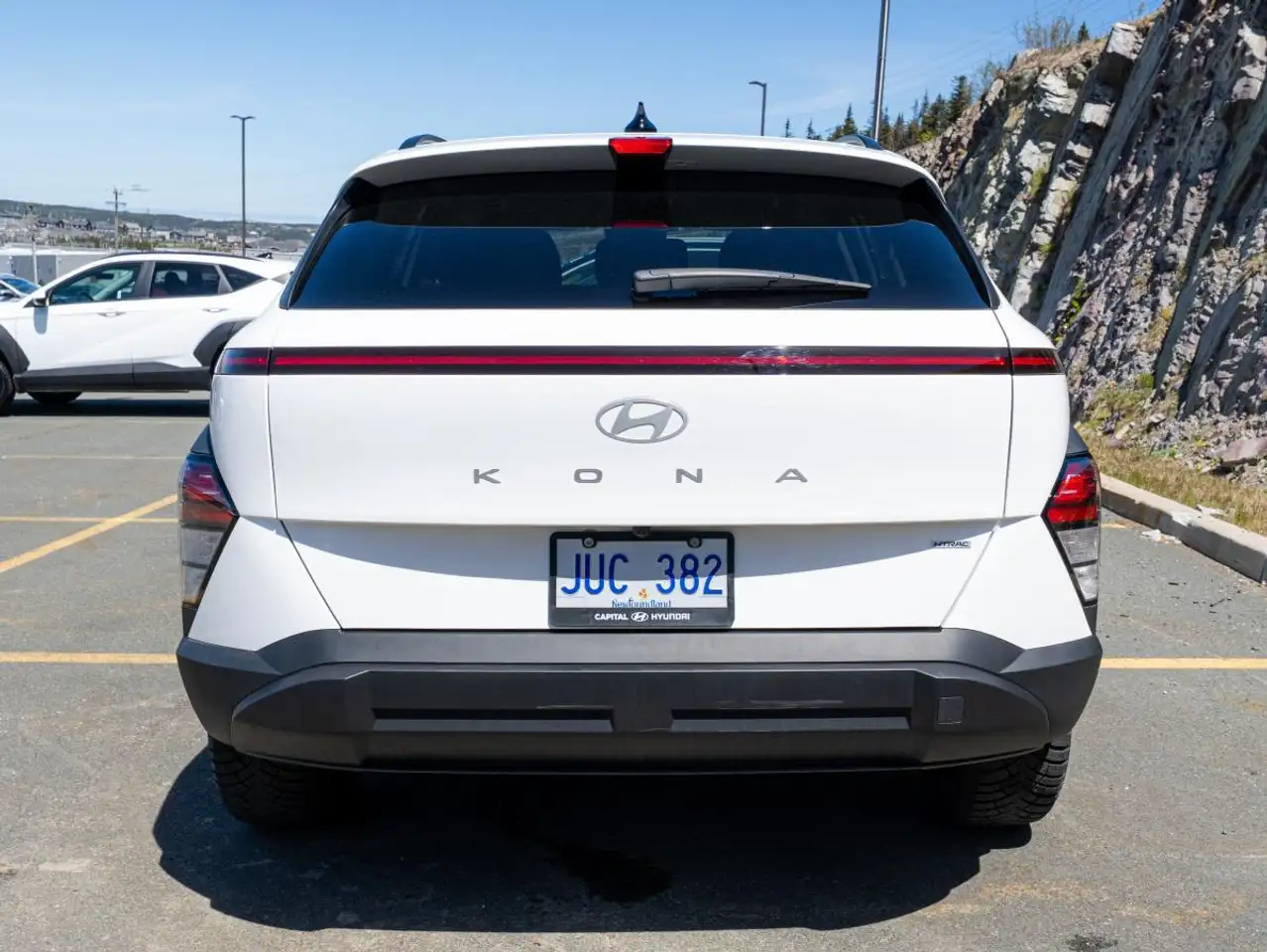 Hyundai KONA снимка Hyundai KONA