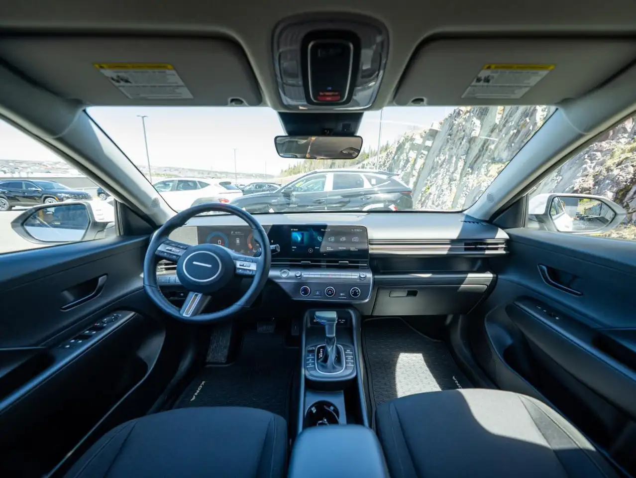 Hyundai KONA снимка Hyundai KONA