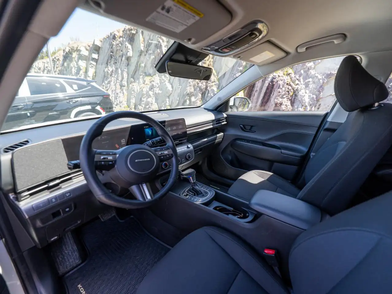 Hyundai KONA снимка Hyundai KONA