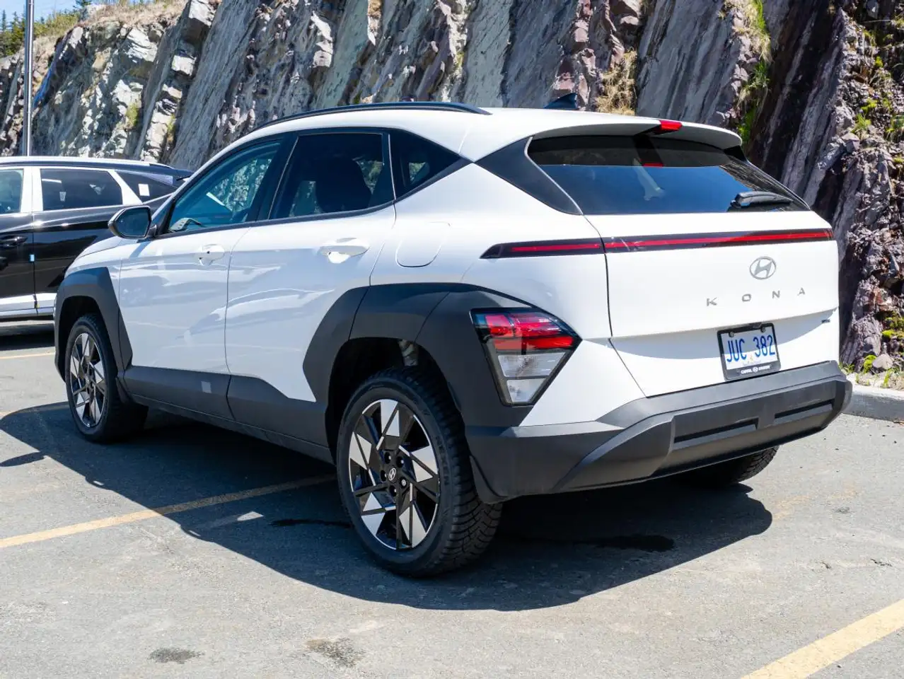 Hyundai KONA снимка Hyundai KONA